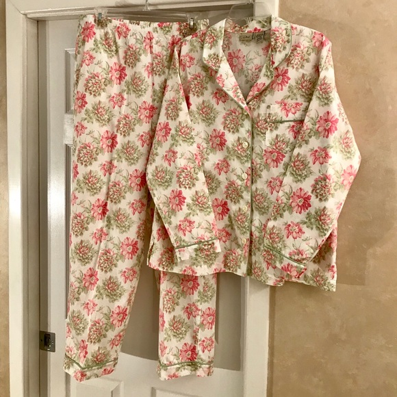 NEW LL Bean Classic Pink Floral Pajama Set XL - Picture 2 of 8